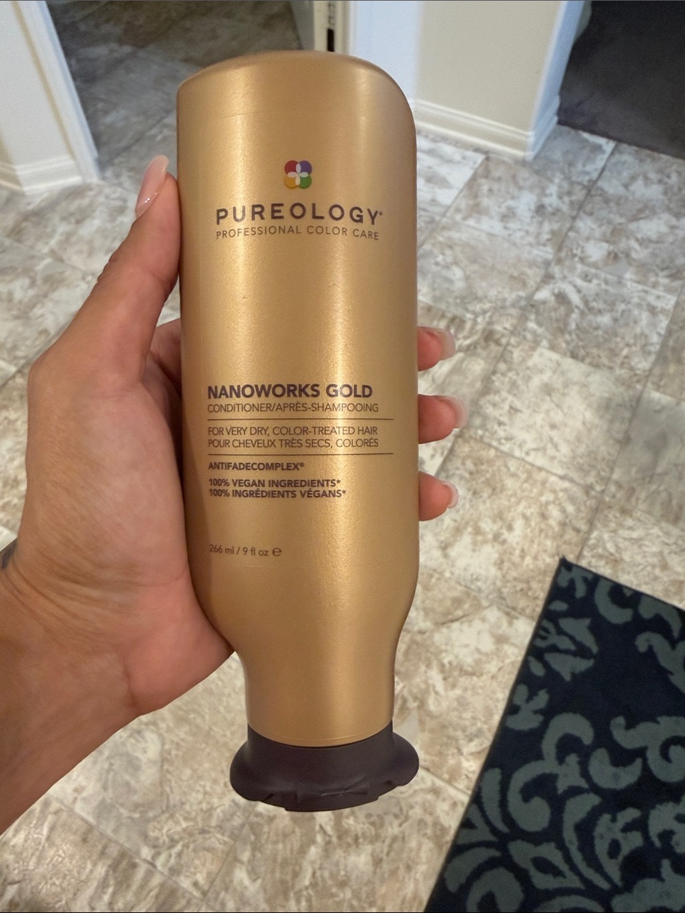 Pureology Nanoworks Gold Conditioner - Metallic Gold Bottle